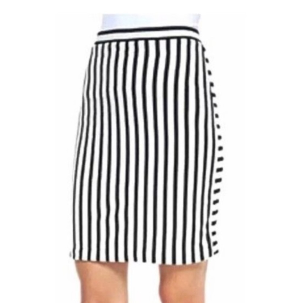 🖤 Rebecca Minkoff Black & White‎ Striped Pencil Skirt • Small •
